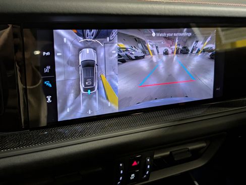 New 2026 Porsche Cayenne GTS AWD/4WD image 35