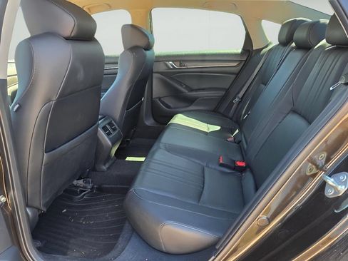 Used 2018 Honda Accord EX-L image 11