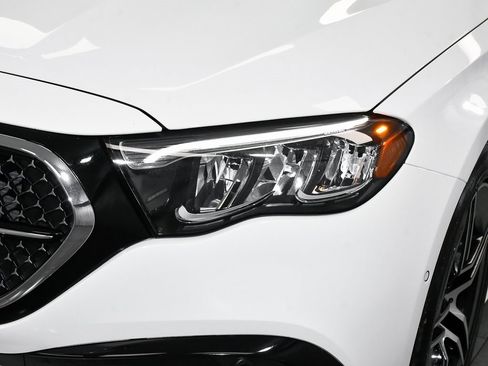 Used 2025 Mercedes-Benz E 450 4MATIC Sedan image 75