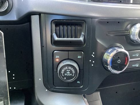 New 2025 Ford F150 XLT w/ Equipment Group 301A Standard image 57