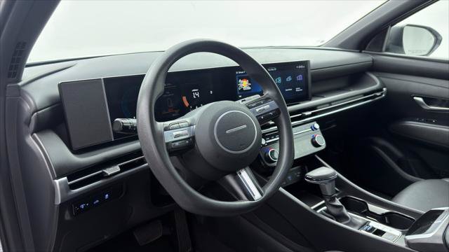 Used 2025 Hyundai Santa Cruz SEL FWD image 23