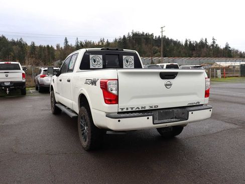Used 2017 Nissan Titan PRO-4X image 7