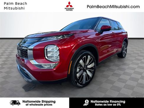 New 2025 Mitsubishi Outlander SE image 1