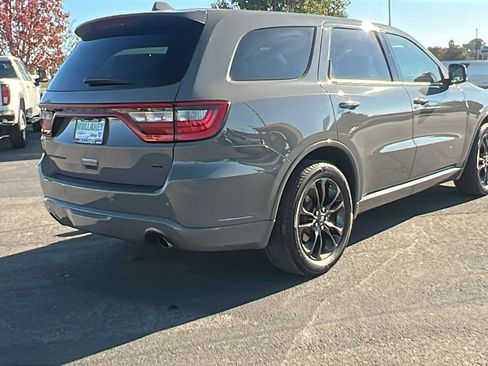Used 2022 Dodge Durango GT image 3