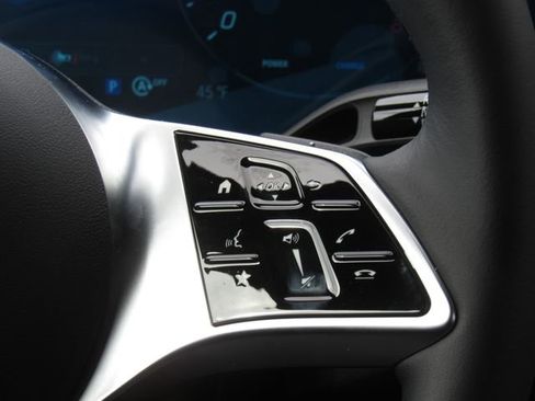 New 2026 Mercedes-Benz GLC 300 4MATIC image 27