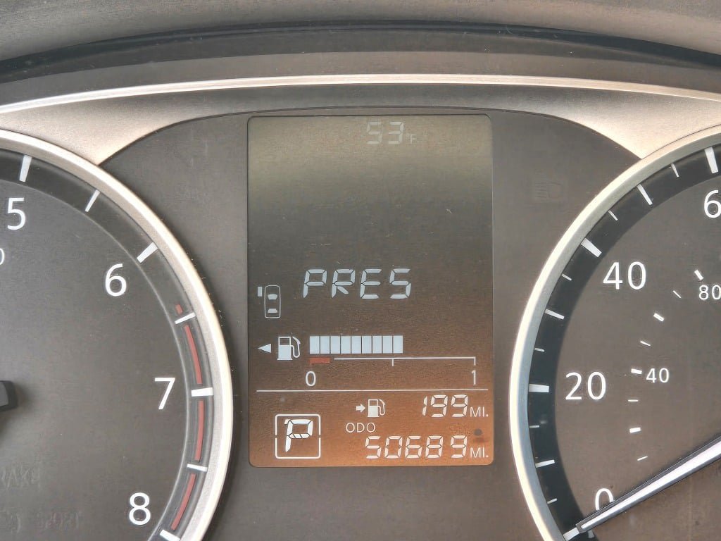 Used 2024 Nissan Versa S w/ S Plus Package FWD image 27