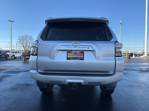 Certified 2019 Toyota 4Runner SR5 Premium image 6
