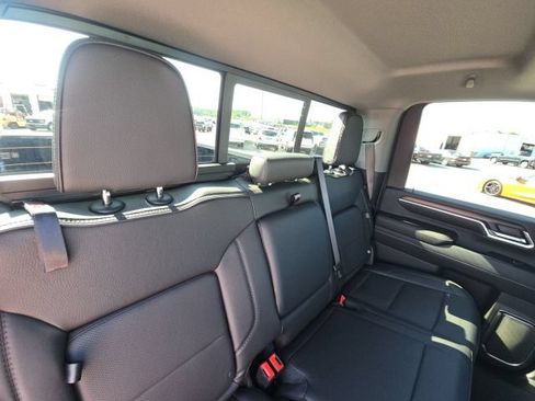 Used 2025 GMC Sierra 2500 Denali AWD/4WD image 15