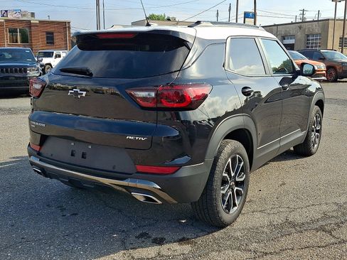 Used 2024 Chevrolet TrailBlazer ACTIV w/ Convenience Package AWD/4WD image 6