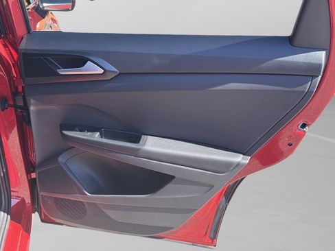 Used 2023 Volkswagen Taos SEL image 26