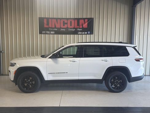New 2026 Jeep Grand Cherokee L 4WD image 2