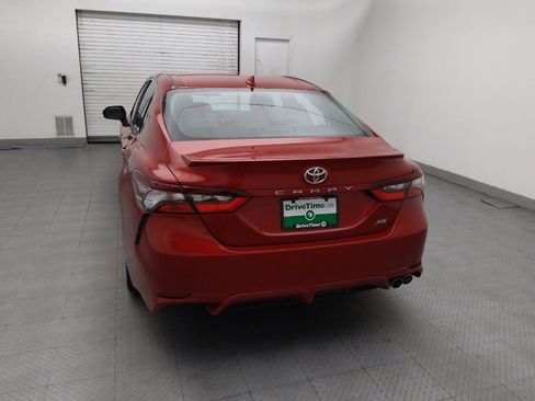 Used 2021 Toyota Camry SE FWD image 6