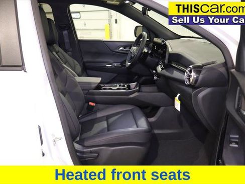 Used 2026 Chevrolet Equinox LT w/ Convenience Package II FWD image 29