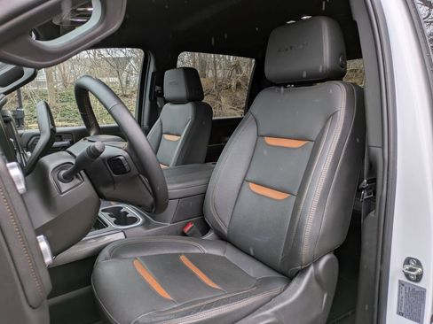 Certified 2023 GMC Sierra 2500 AT4 w/ AT4 Preferred Package image 12