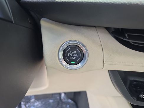 Certified 2023 Buick Envision Avenir FWD image 28