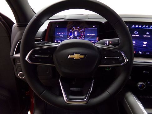 New 2025 Chevrolet Suburban LT w/ Comfort Package image 26