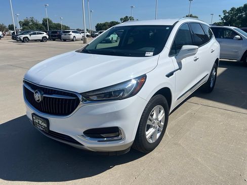 Used 2020 Buick Enclave Essence w/ Trailering Package, 5000 lbs. AWD/4WD image 4