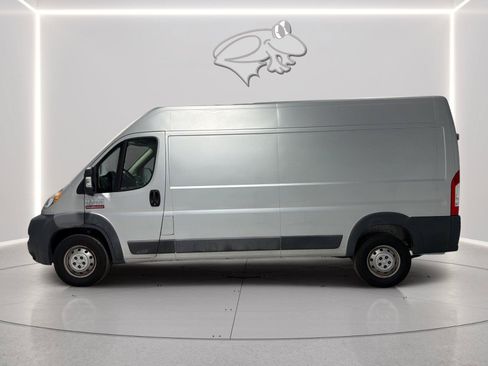 Used 2017 RAM ProMaster 2500 w/ Interior Convenience Group FWD image 2