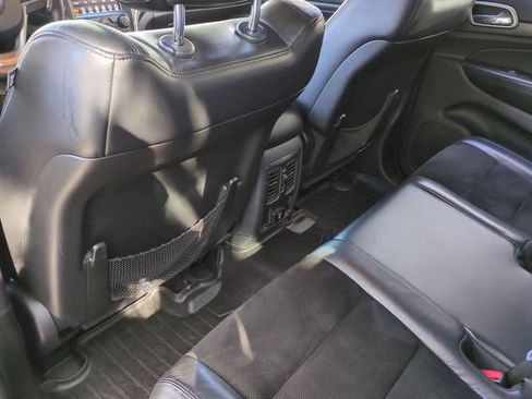 Used 2018 Jeep Grand Cherokee Altitude image 18