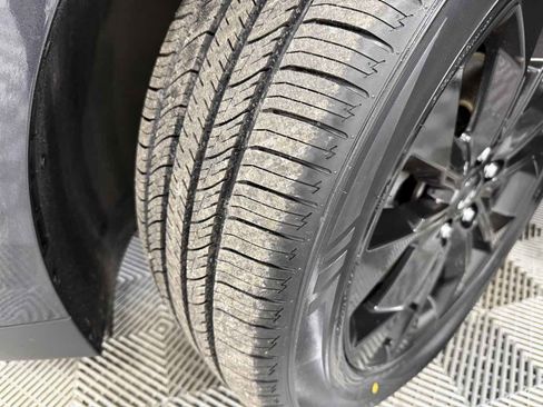 Used 2023 Kia Carnival SX Prestige image 41