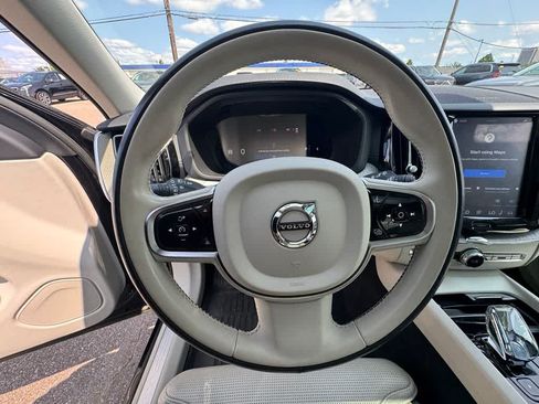 Used 2023 Volvo XC60 B5 Ultimate AWD/4WD image 20