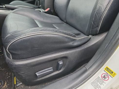 Used 2014 Toyota Corolla S Premium w/ Driver Convenience Package image 12