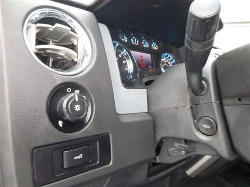 Used 2014 Ford F150 XLT w/ Equipment Group 302A Luxury image 16