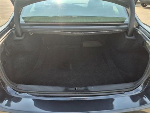 Used 2017 Dodge Charger SXT image 23
