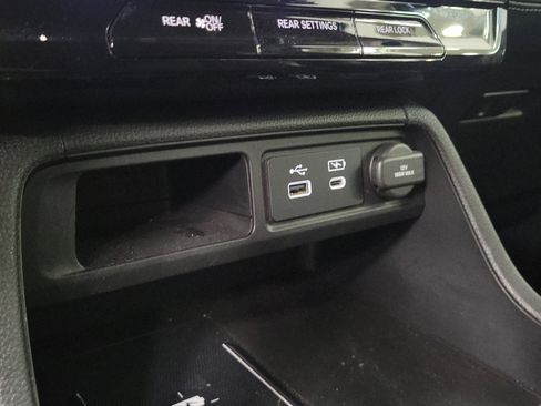 Certified 2023 Honda Pilot EX-L image 34