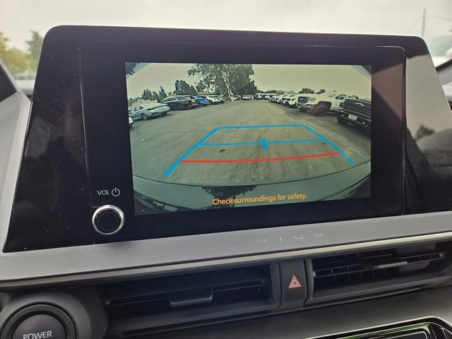 Used 2025 Toyota Prius LE FWD image 10