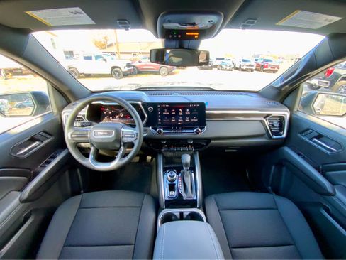 New 2026 GMC Canyon Elevation image 39