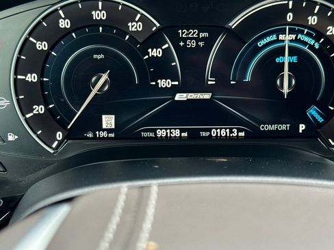 Used 2018 BMW 530e 530e iPerformance image 35