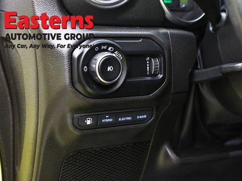 Used 2023 Jeep Wrangler Unlimited Sahara w/ Cold Weather Group image 23