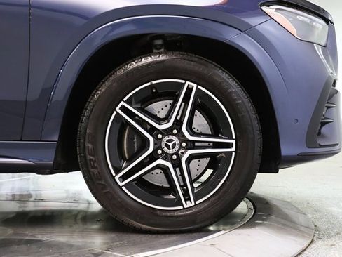 Used 2024 Mercedes-Benz GLE 450 4MATIC w/ AMG Line Exterior image 14