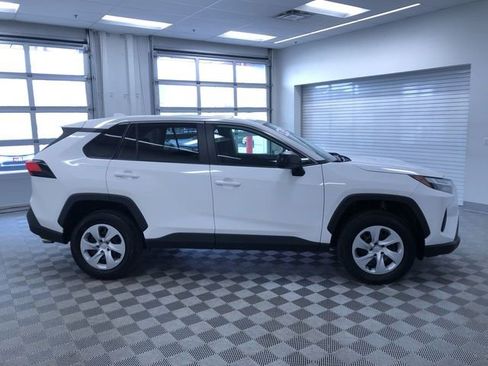 Certified 2025 Toyota RAV4 LE image 34