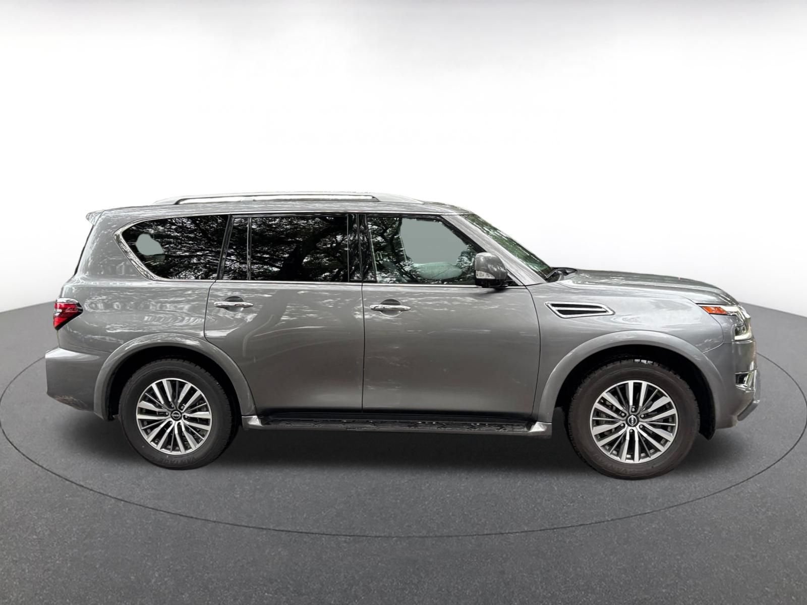 Used 2024 Nissan Armada SL RWD image 13
