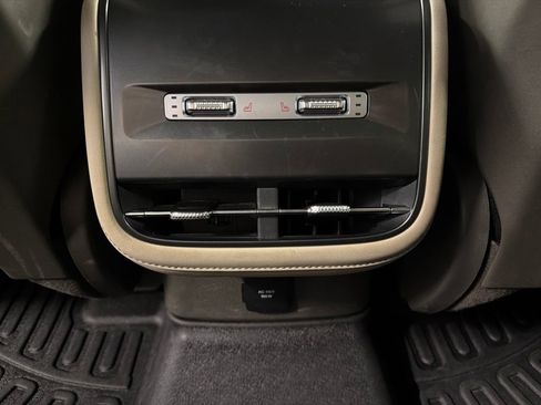Used 2024 Lincoln Nautilus Reserve w/ Equipment Group 202A AWD/4WD image 34