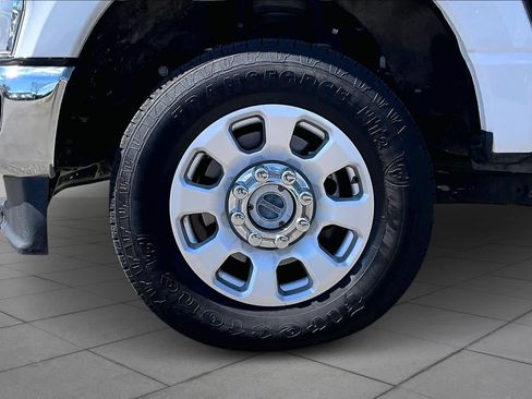 Used 2023 Ford F250 XLT image 10