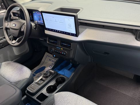 New 2025 Ford Maverick XLT w/ Equipment Group 301A image 23