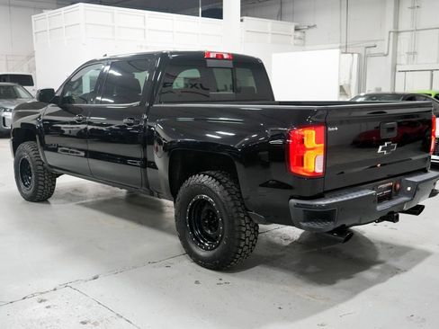Used 2018 Chevrolet Silverado 1500 LTZ Z71 w/ LTZ Plus Package image 3