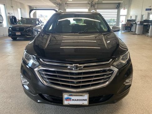 Used 2020 Chevrolet Equinox Premier AWD/4WD image 2