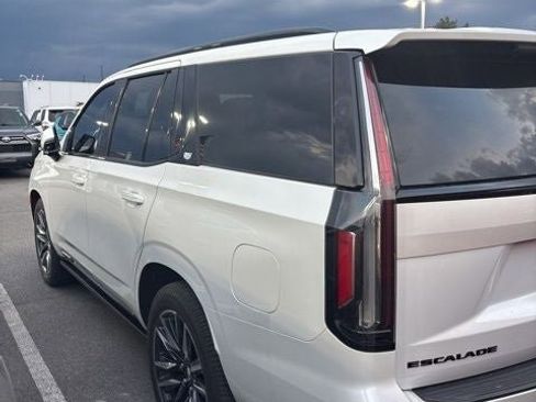 Used 2021 Cadillac Escalade Sport w/ Driver Assist Tech Package AWD/4WD image 11