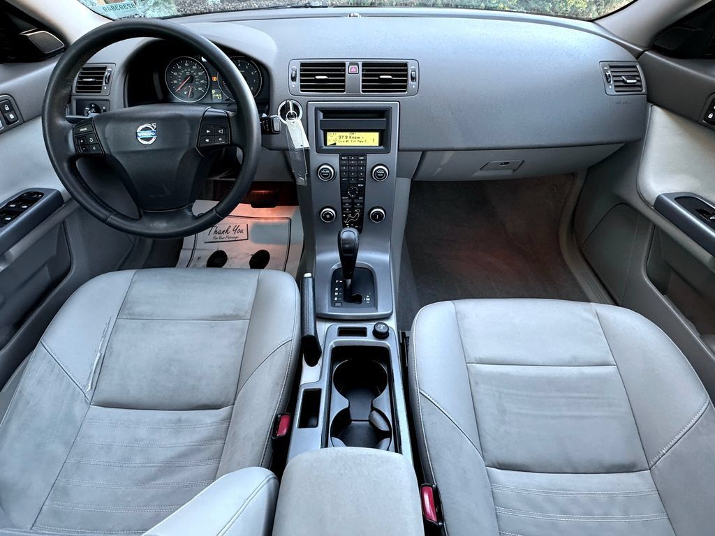 Used 2008 Volvo S40 2.4i FWD image 34