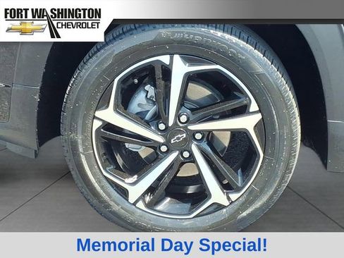 Used 2022 Chevrolet TrailBlazer RS AWD/4WD image 6