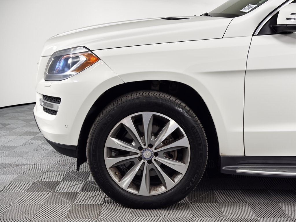 Used 2014 Mercedes-Benz GL 450 4MATIC image 13