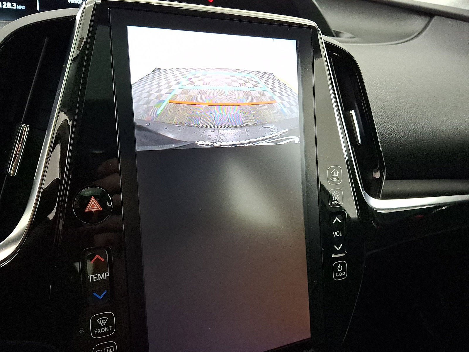 Used 2020 Toyota Prius Prime XLE FWD image 7