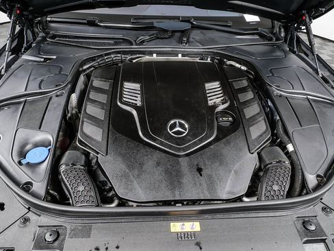 Used 2018 Mercedes-Benz S 560 Cabriolet image 36