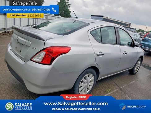 Used 2019 Nissan Versa SV FWD image 4