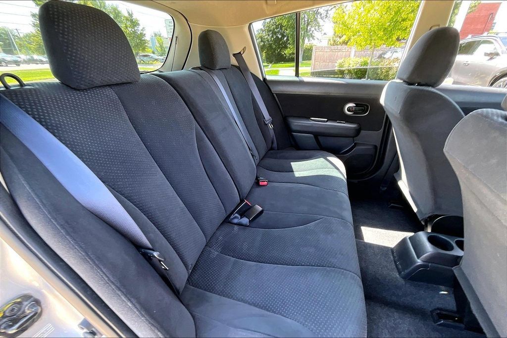 Used 2012 Nissan Versa 1.8 S w/ Plus Pkg FWD image 28
