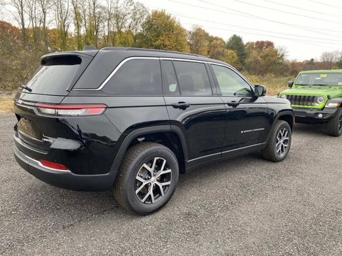 New 2025 Jeep Grand Cherokee Limited image 3
